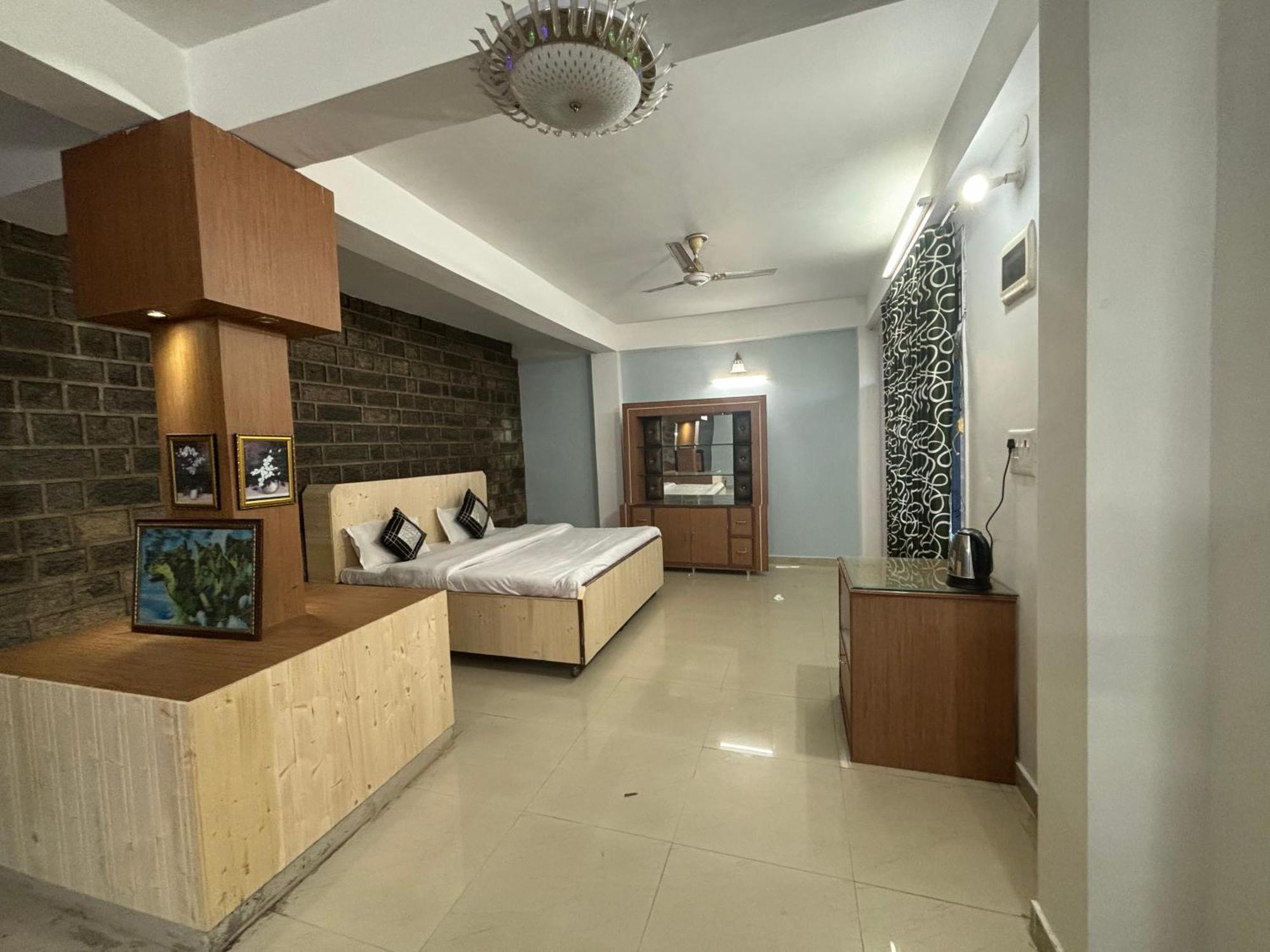 Master Pvt Garden By The North Edge